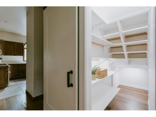 Property Photo 34 Incredible storage space