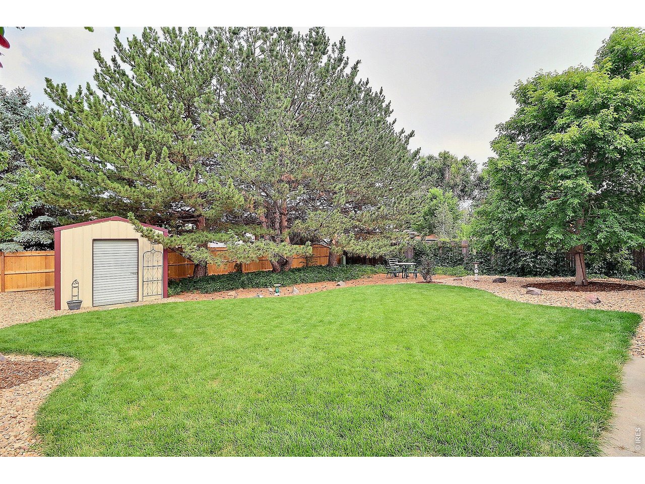 All New Professionally Landscaped Yard