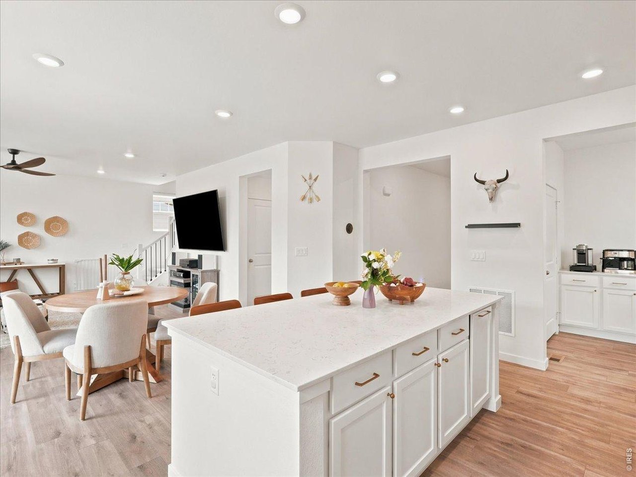 Property Photo 14 Built for everyday cooking and hosting.