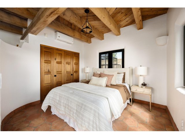 Property Photo 44 Guest Suite (Bedroom 4) - 12 x 10