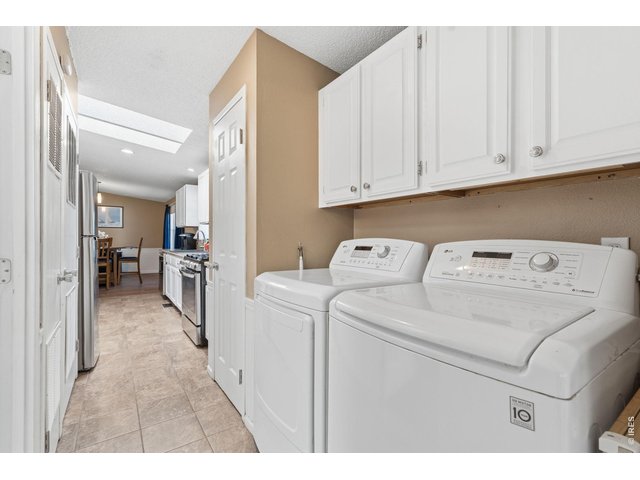 Property Photo 25 Easy access to the laundry room