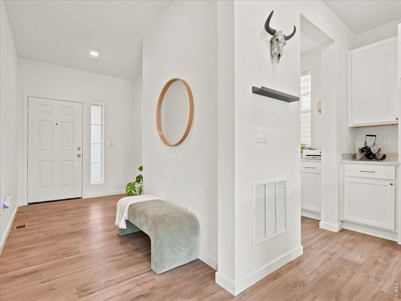 Property Photo 17 First impressions done right.