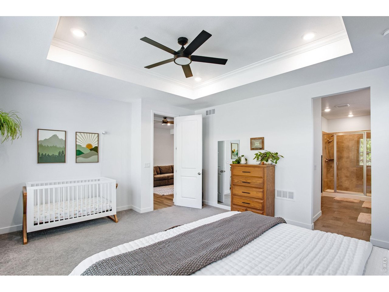 Property Photo 20 oversized primary bedroom with with ensuite bathroom