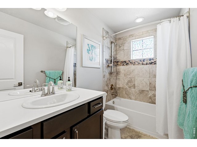 Property Photo 22 Upstairs secondary bath