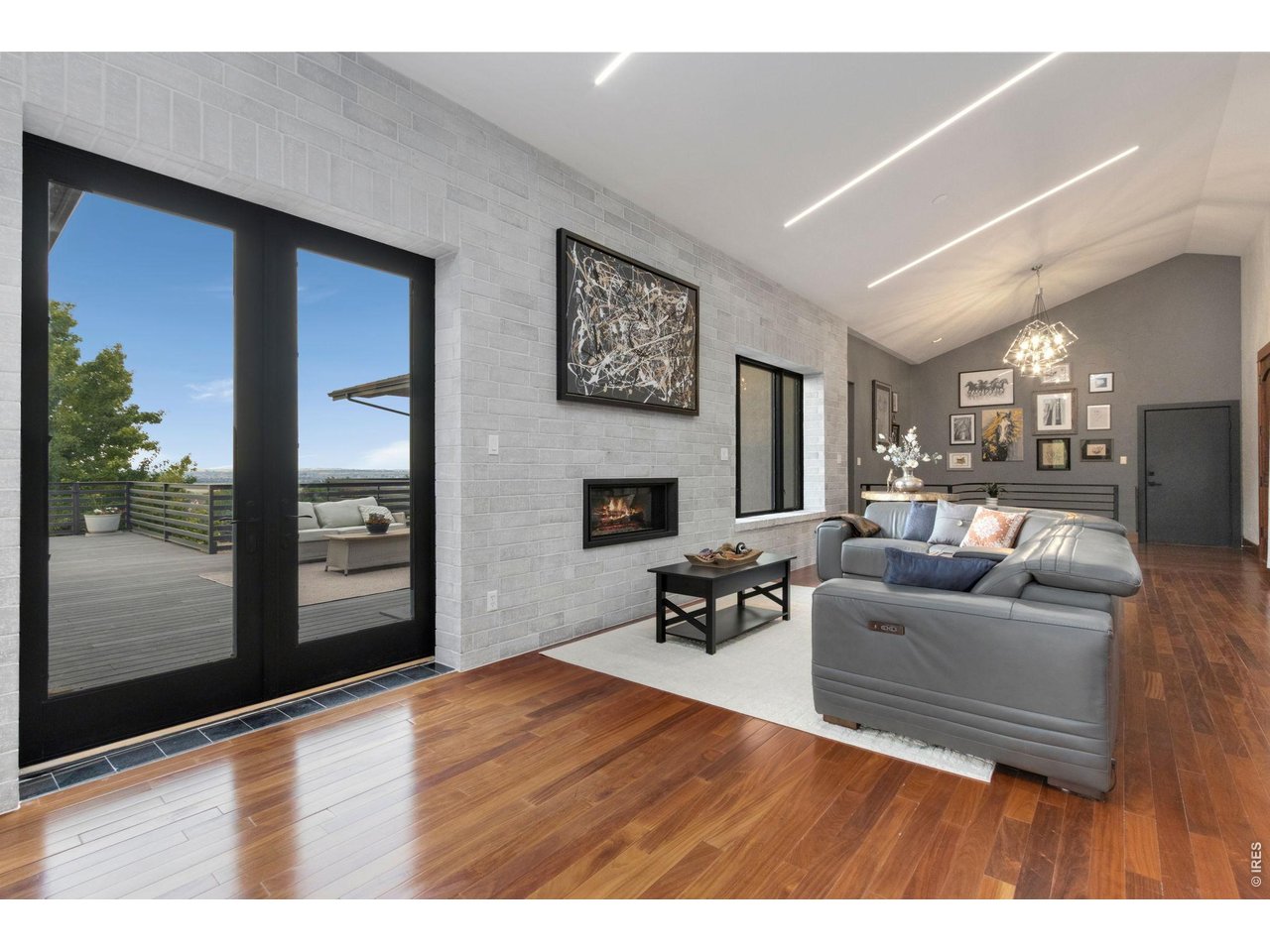 Property Photo 15 
