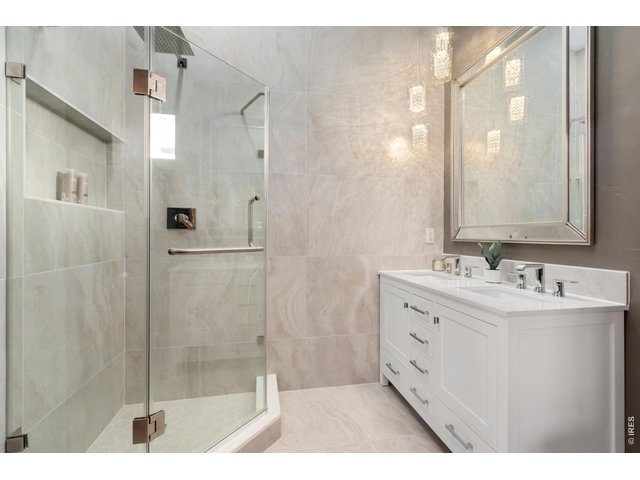 Property Photo 29 2nd Mainfloor Primary Ensuite