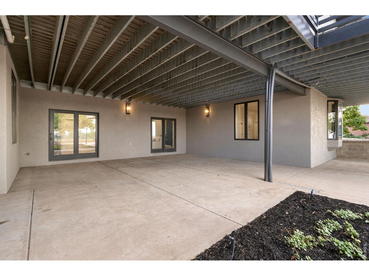 Property Photo 40 Large Walk out Basement with Patio