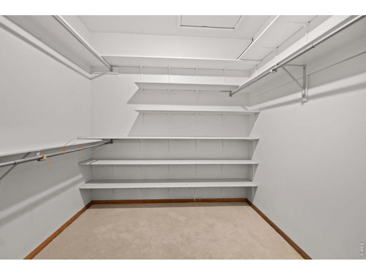 Property Photo 34 spacious walk in closet