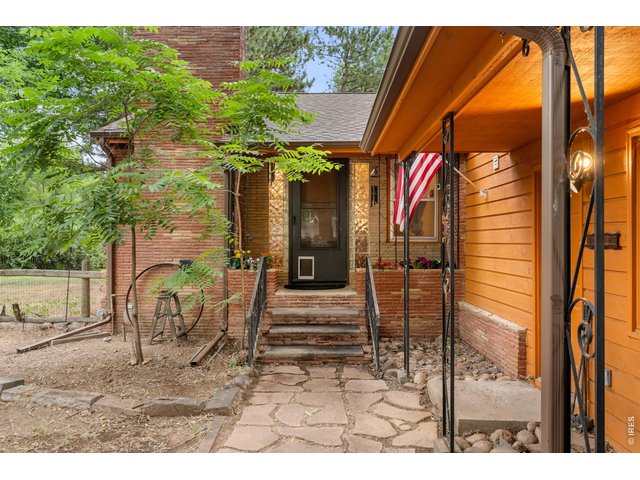 Property Photo 3 Front Door