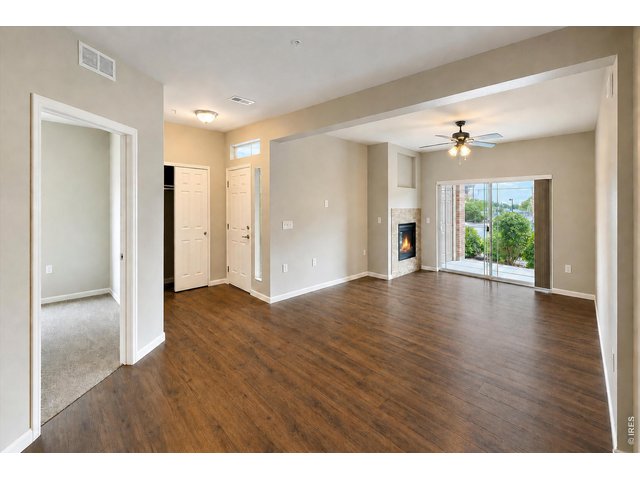 Property Photo 9 Living Room