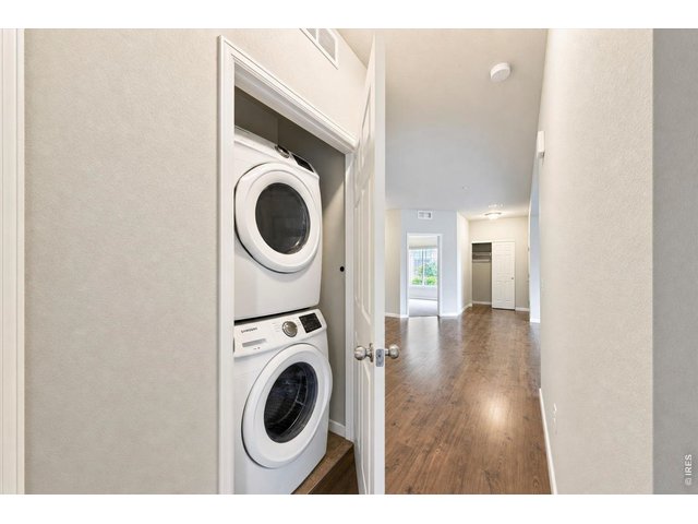 Property Photo 26 Samsun Washer & Dryer Included