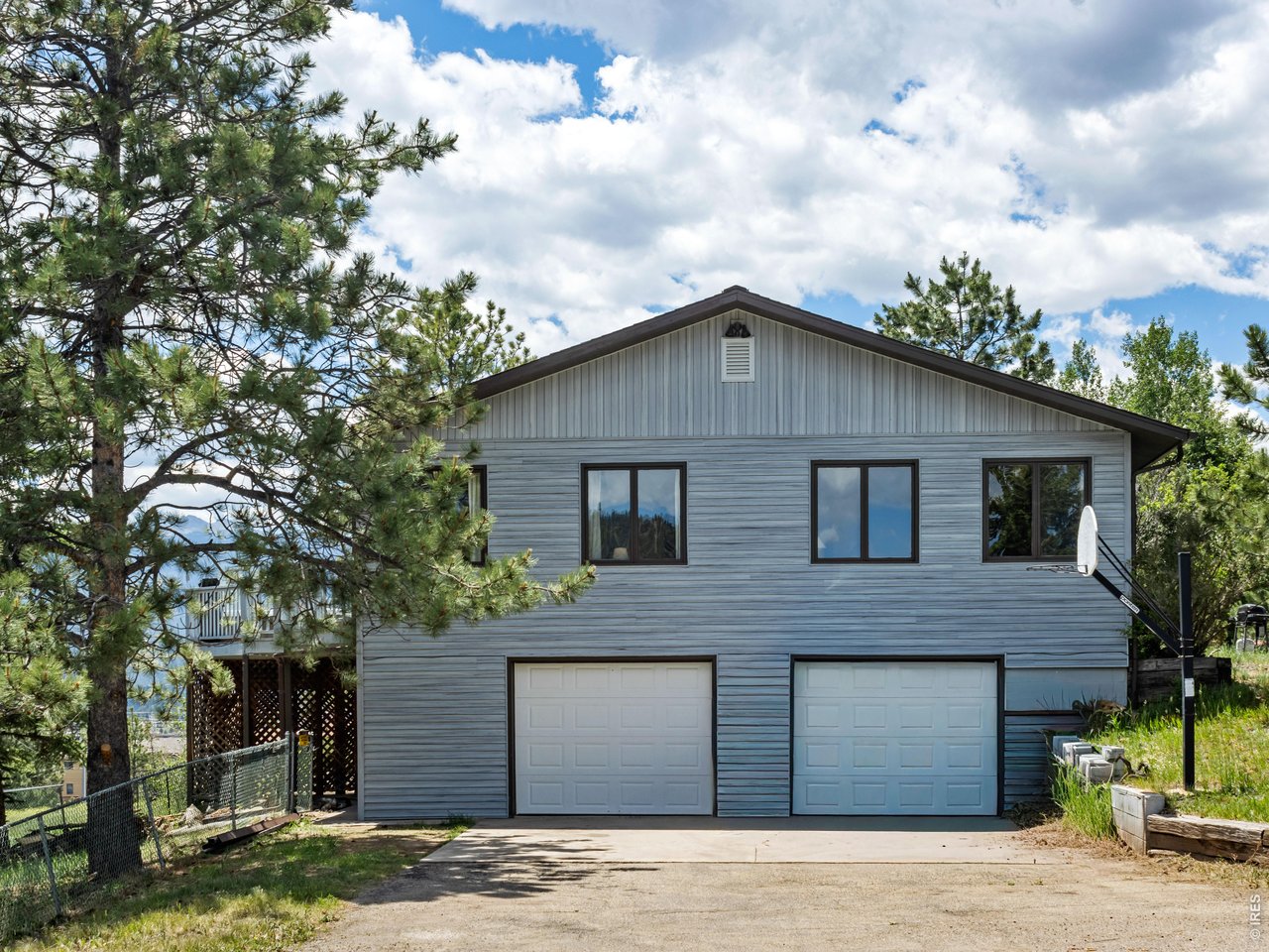 Property Photo 45 Oversized attached garage