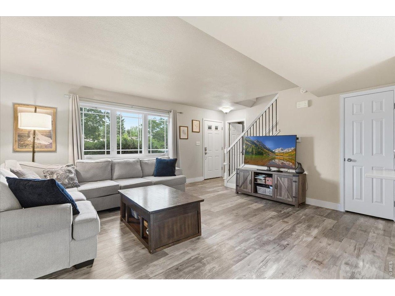 Property Photo 10 Large front windows offer lots of natural light