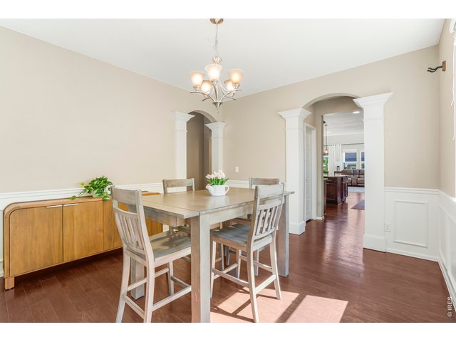 Property Photo 9 dining room