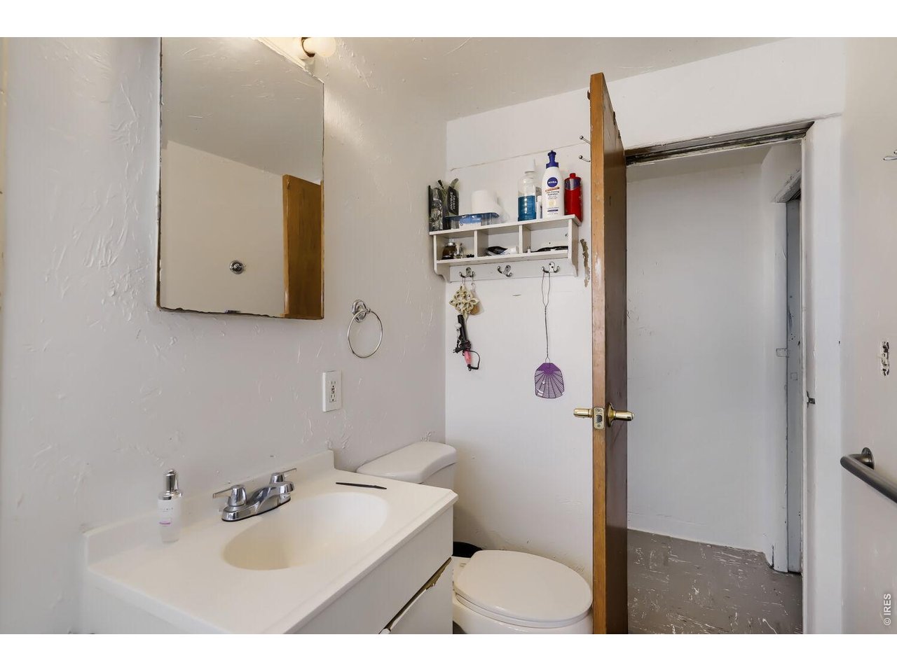 Property Photo 13 
