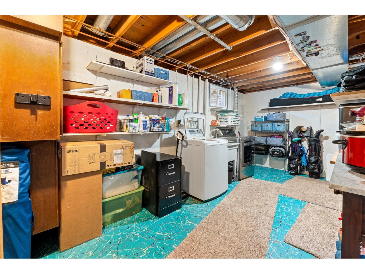 Property Photo 31 Large laundry area with lots of storage!