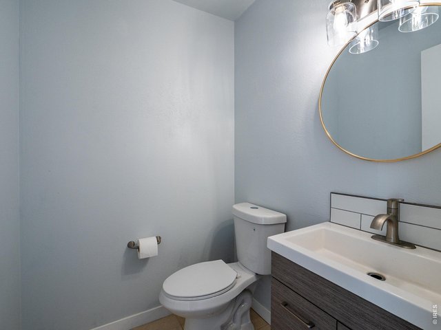 Property Photo 16 Half bath