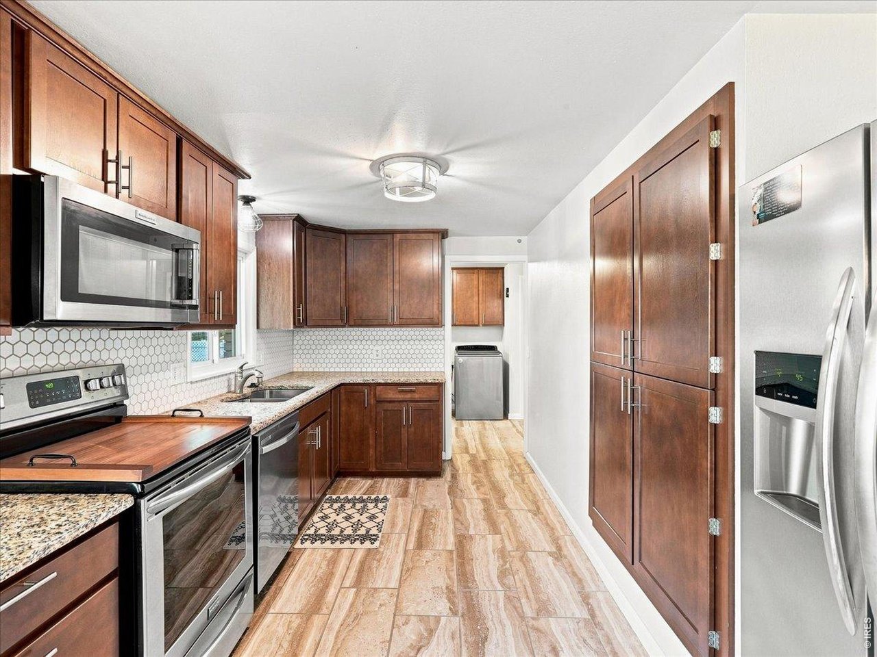 Property Photo 15 