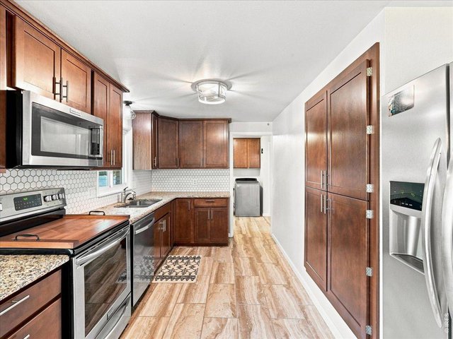 Property Photo 15 