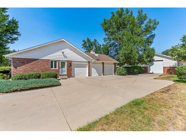 Property Photo 2 3 car attached garage PLUS a large outbuilding too!
