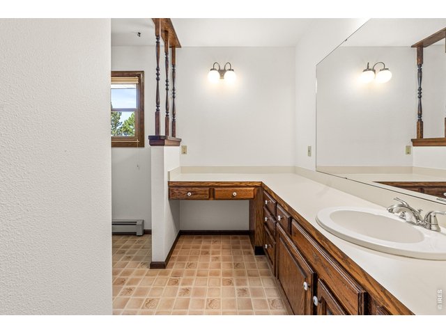 Property Photo 27 Large hall bathroom