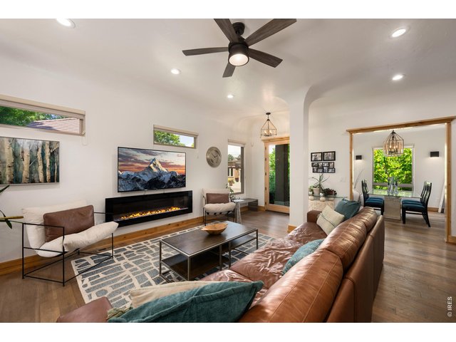 Property Photo 5 Large Open Living Room