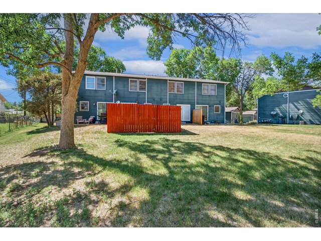 Property Photo 6 Shared area maintained by HOA