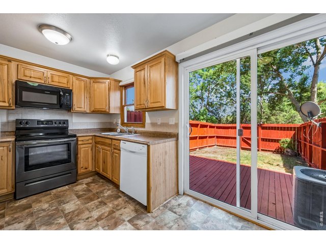 Property Photo 11 New microwave