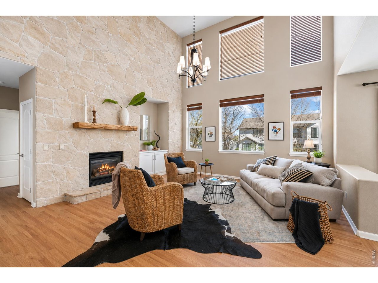 Property Photo 4 VIRTUAL PHOTO WITH WHITE WASHED STONE CAN BE MODIFIED FOR A DIFFERENT LOOK/STYLE. THIS IS ONLY AN EXAMPLE.