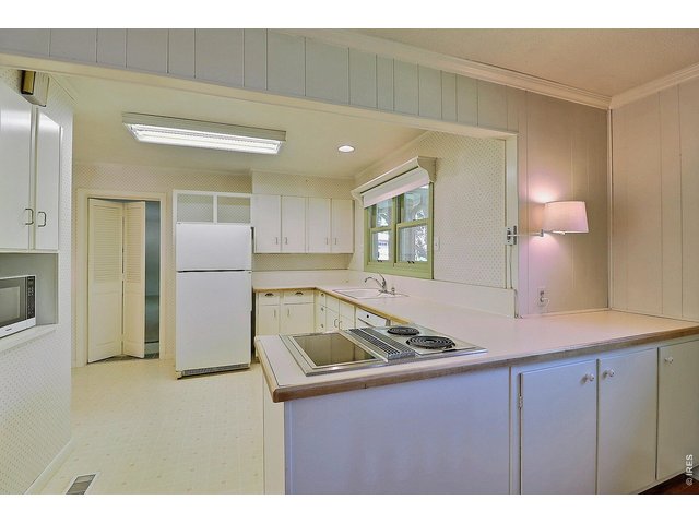 Property Photo 11 Appliances Included