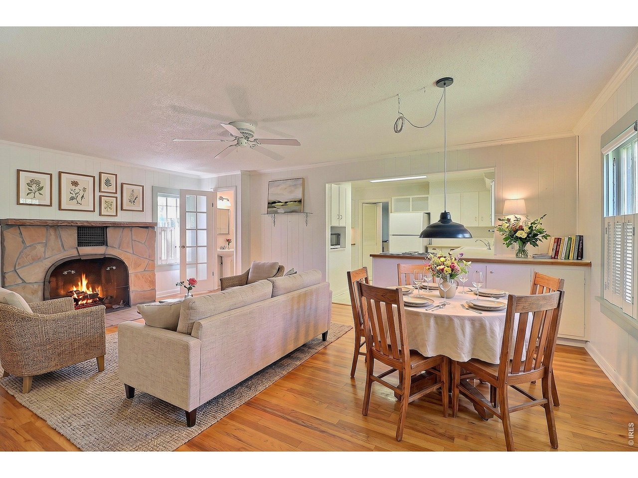 Property Photo 16 How Beautiful! Virtually Staged