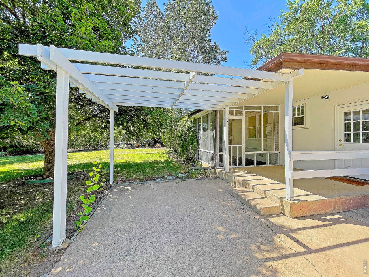 Property Photo 34 Patio