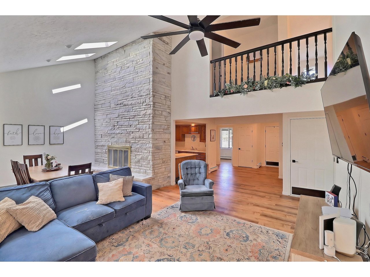 Property Photo 4 Awesome Open Floor Plan