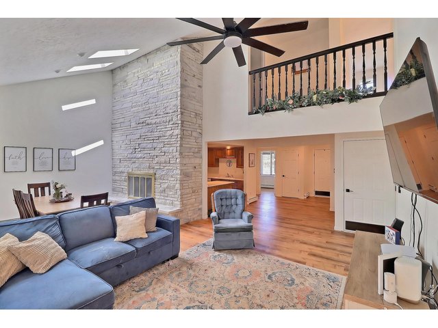 Property Photo 4 Awesome Open Floor Plan