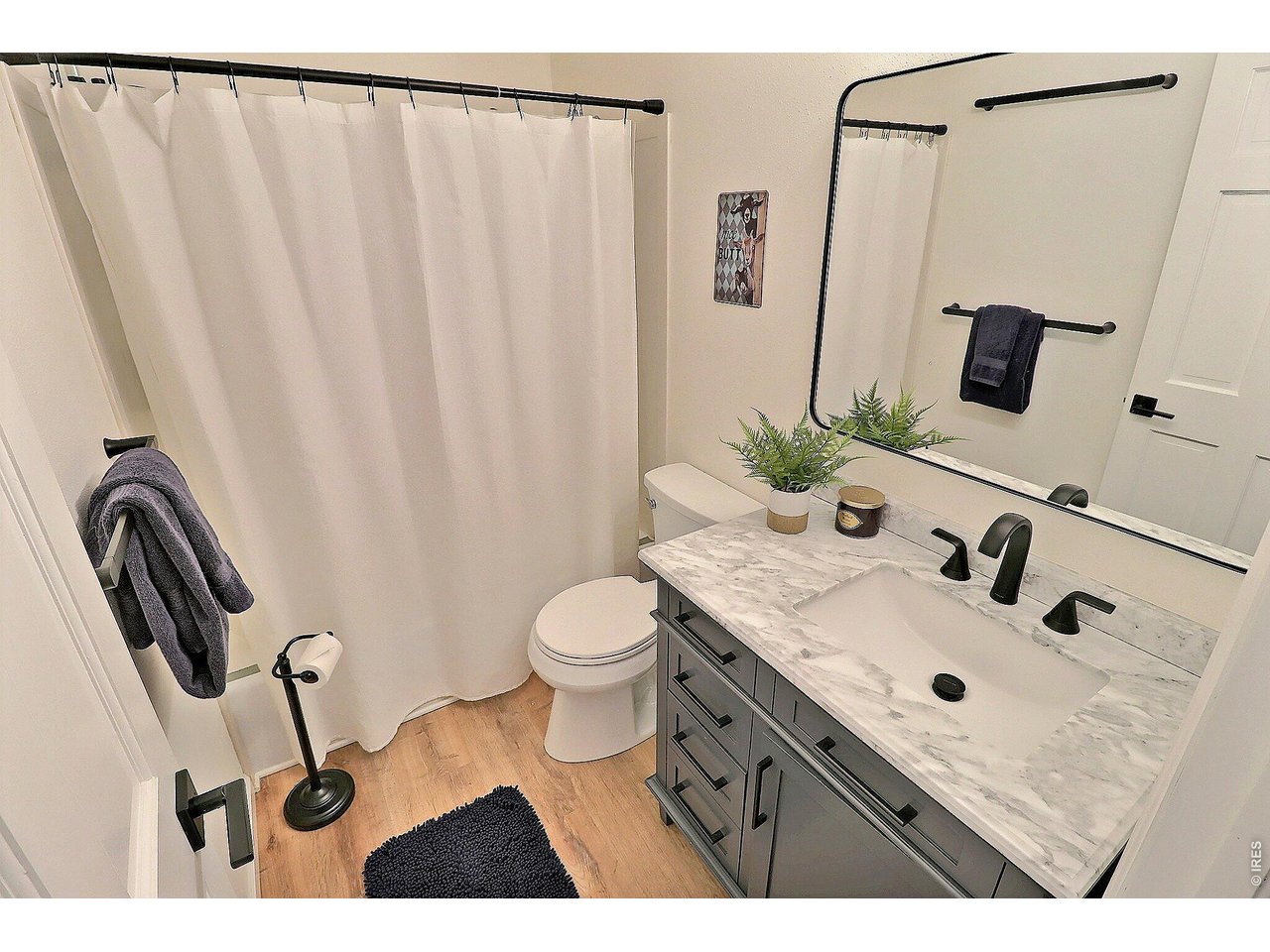 Property Photo 16 Main Floor Bathroom
