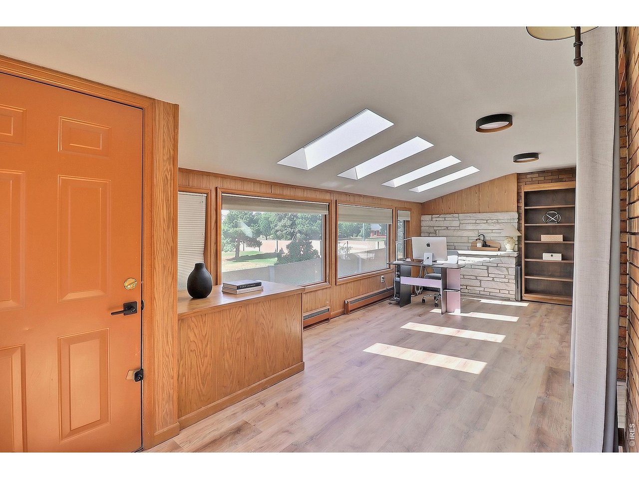 Property Photo 22 Wonderful Enclosed Sun Room