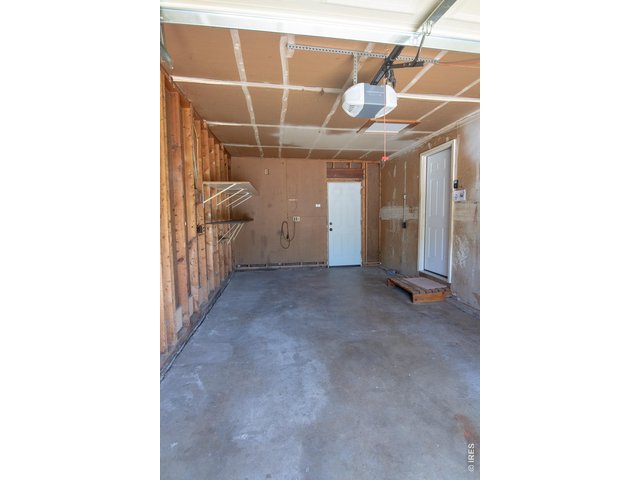 Property Photo 19 1 car attached garage for 474 Lashley.