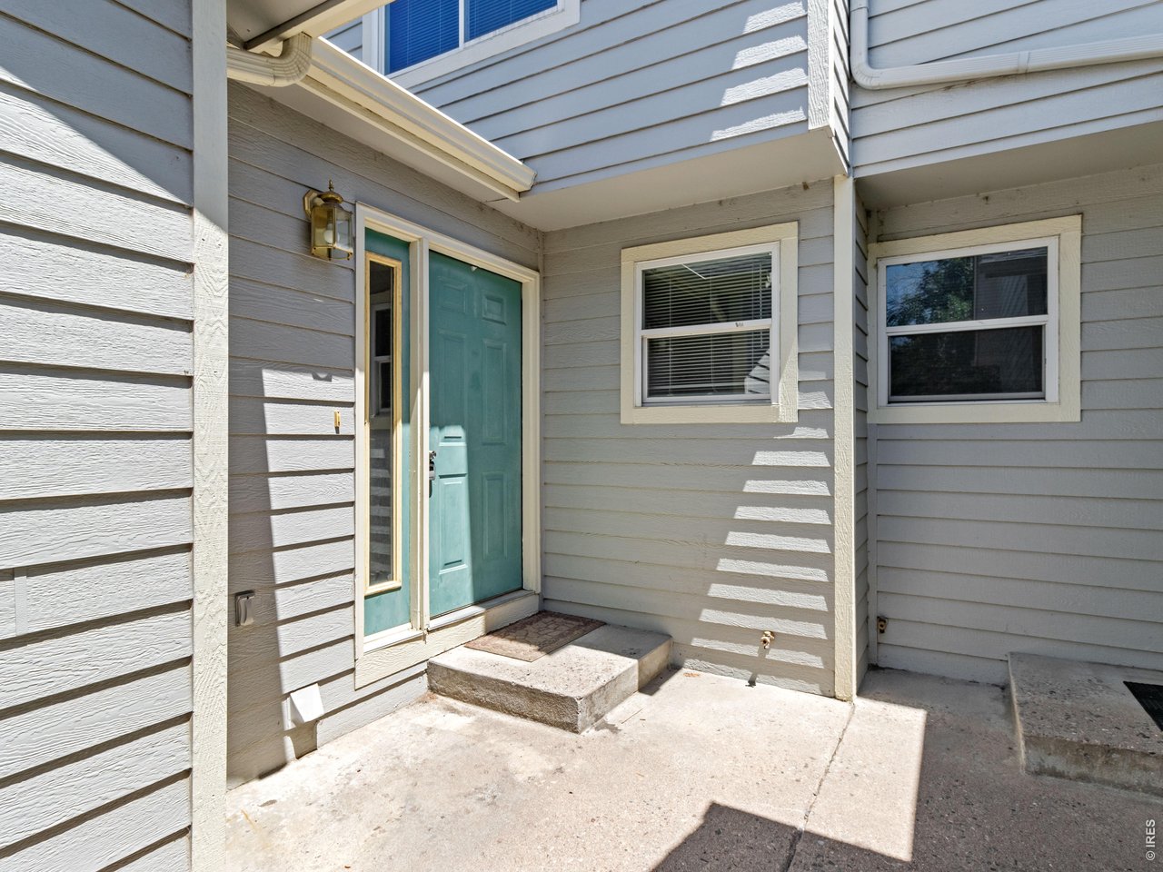 Property Photo 2 Entrance