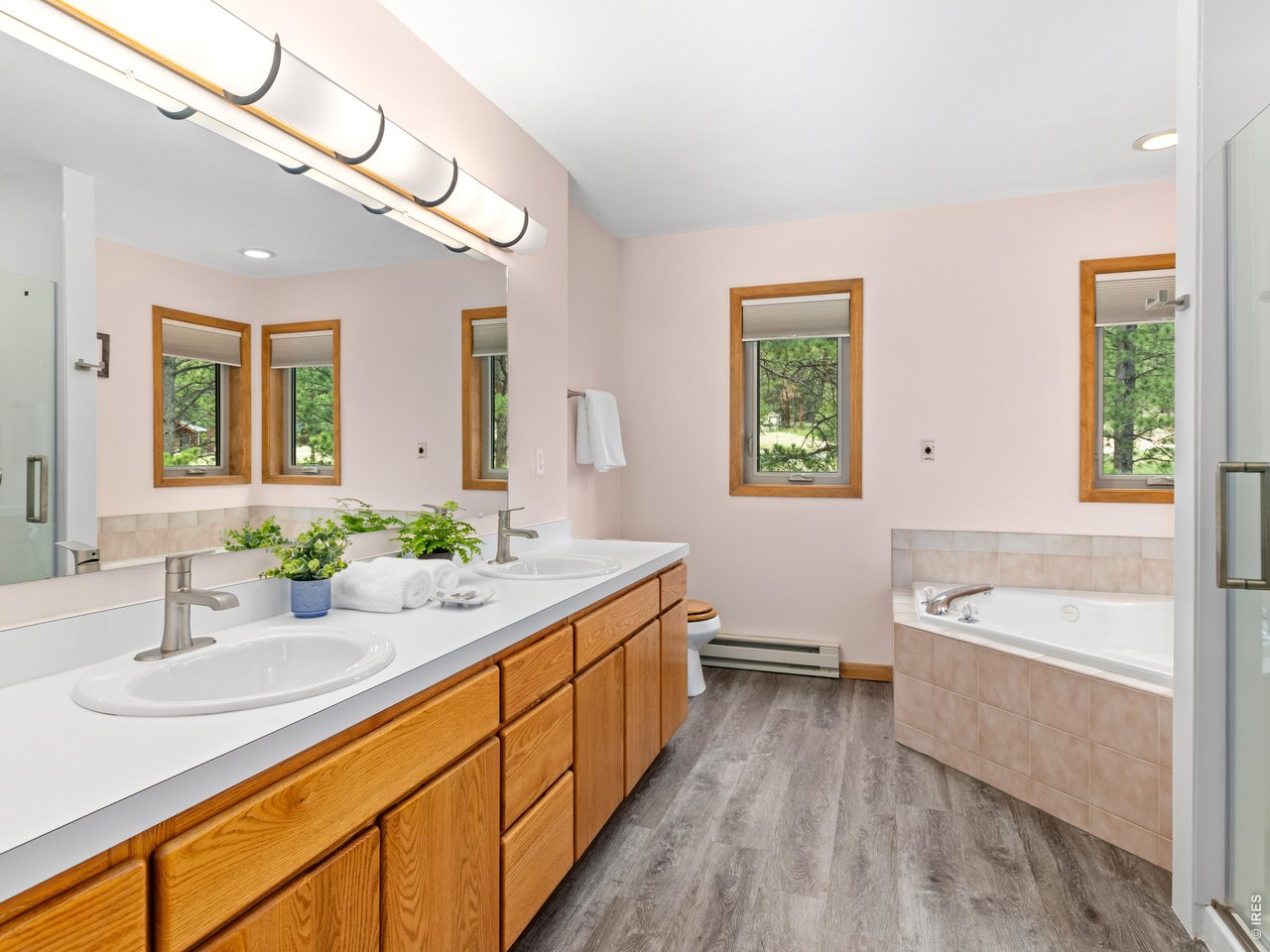 Property Photo 25 Luxurious Primary Bathroom
