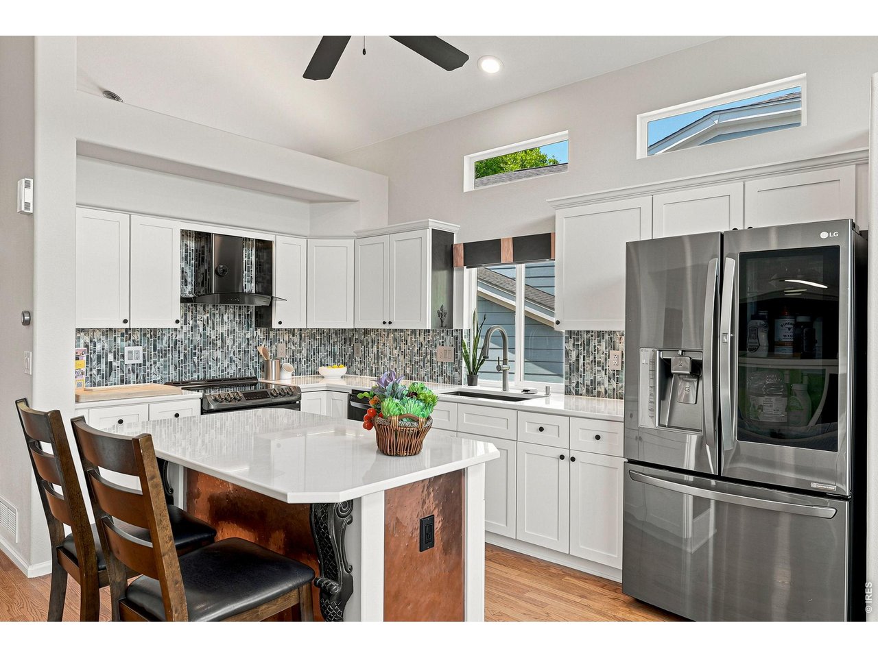 Kitchen with Island Seating
