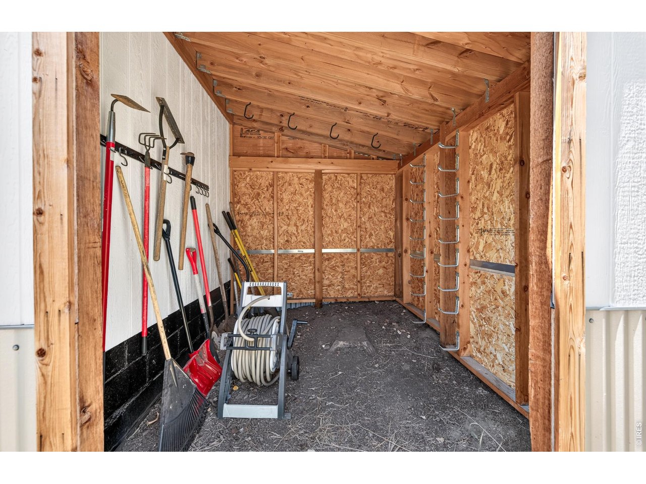 Attached storage area