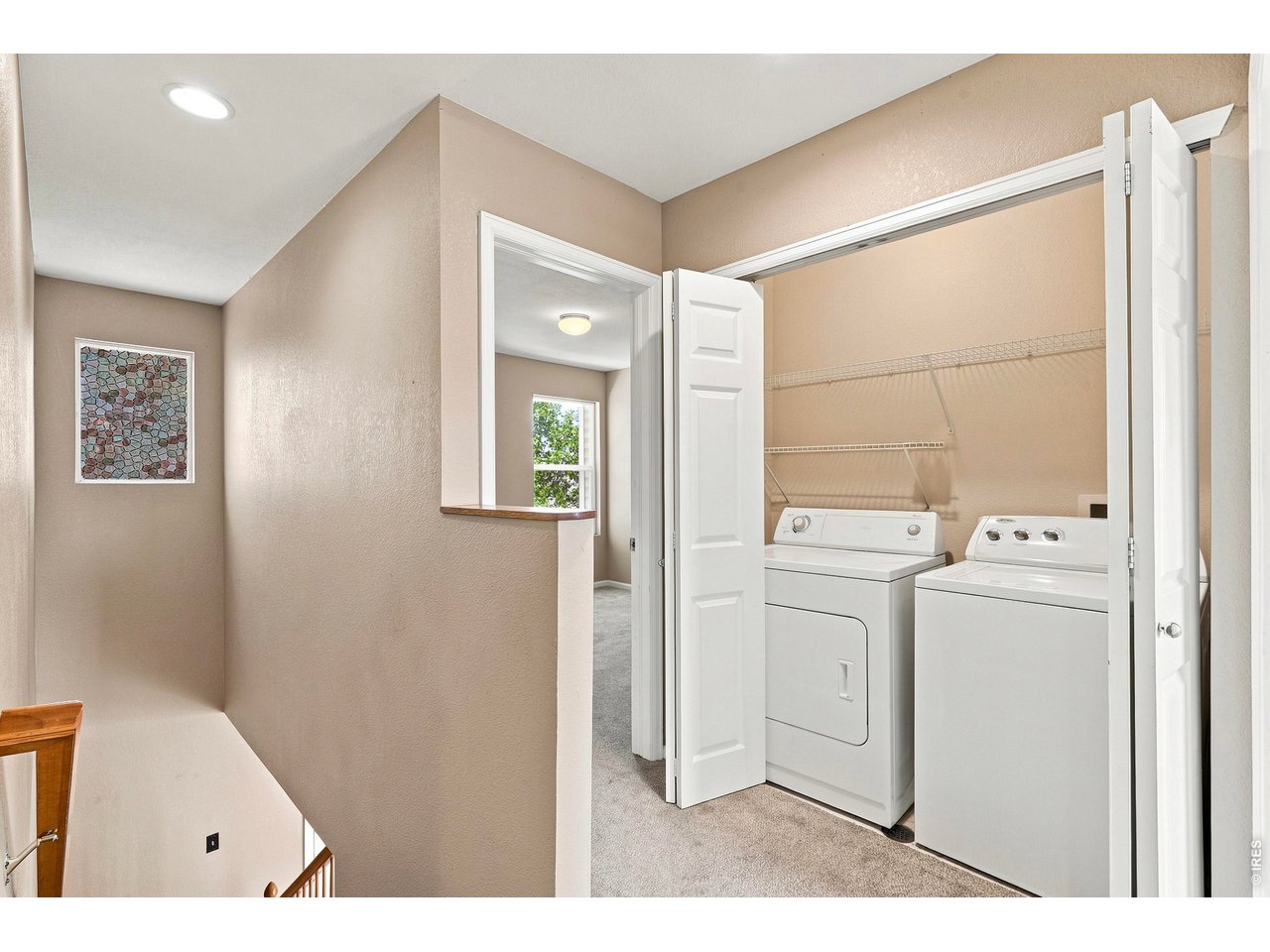 Property Photo 12 Washer/Dryer included