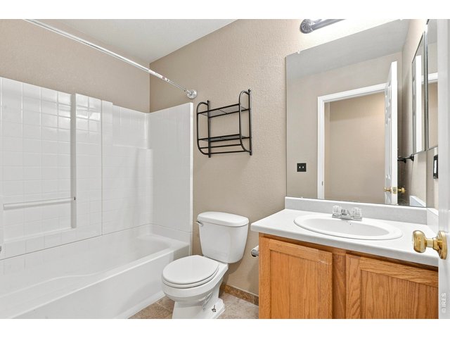 Property Photo 18 Guest Bath