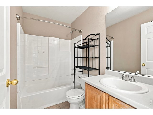 Property Photo 16 Primary Ensuite