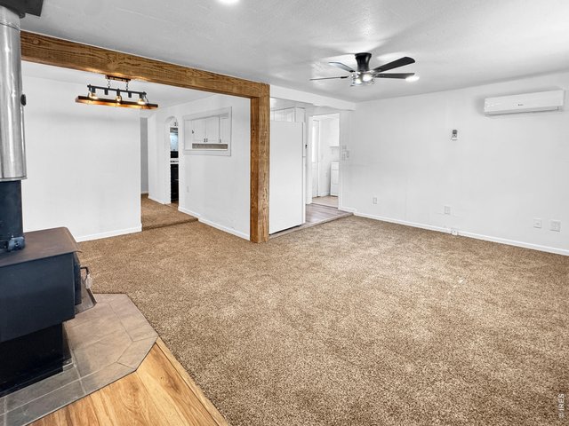 Property Photo 3 Living room