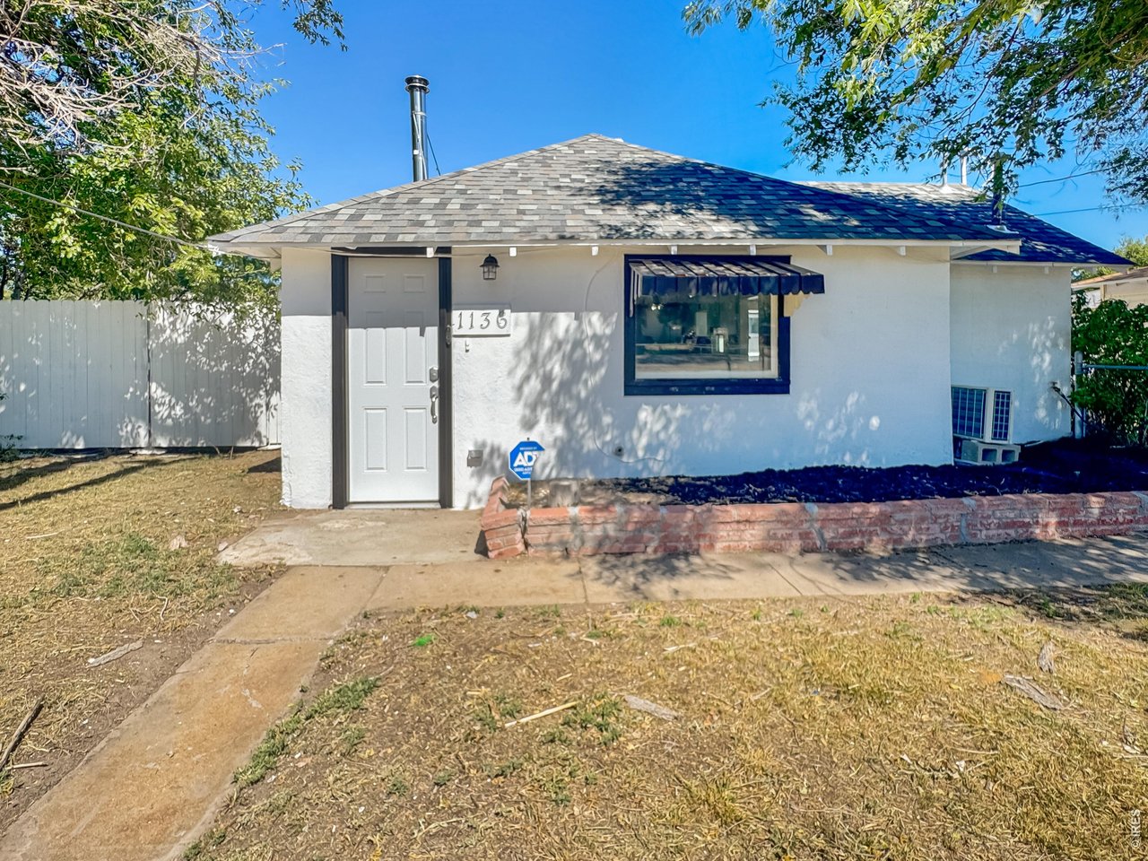 Property Photo 1 