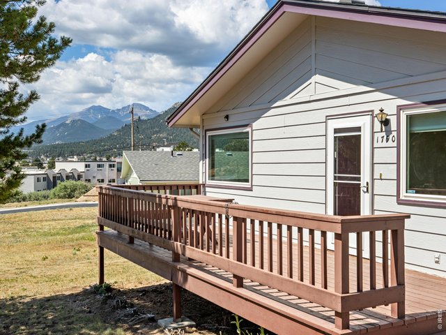 Property Photo 24 Great deck with views to the Lake
