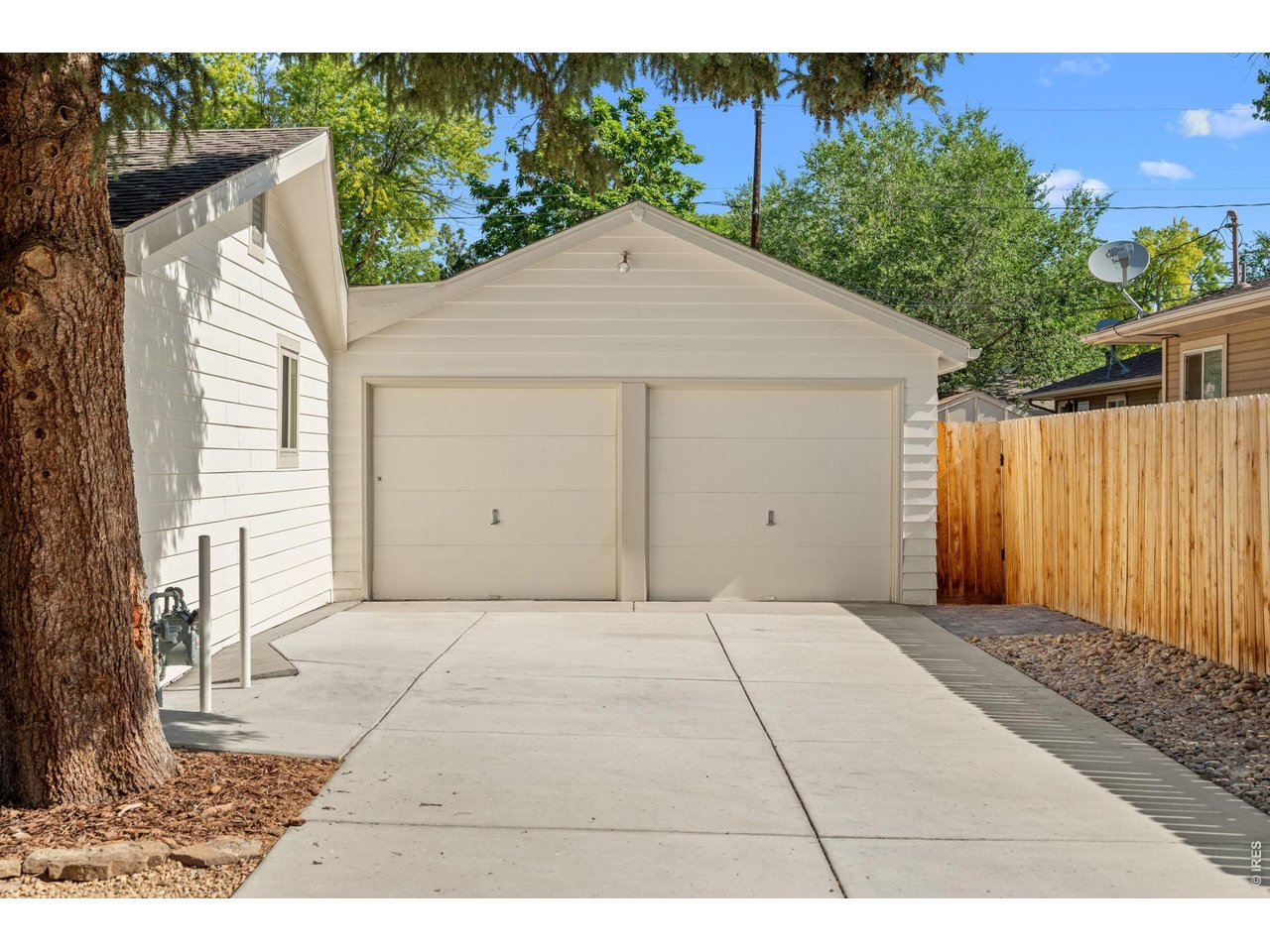 Property Photo 3 Newer flatwork