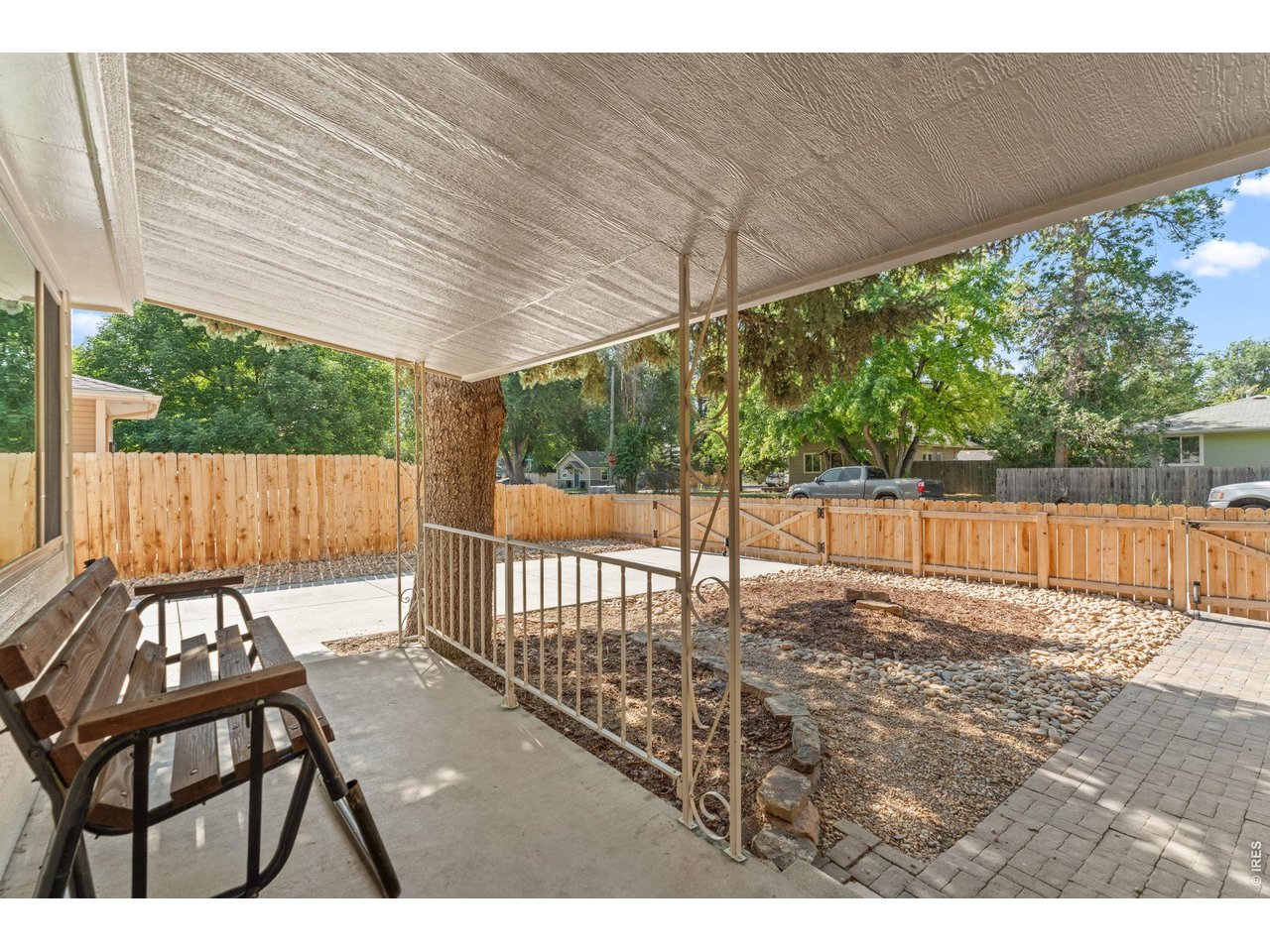 Property Photo 5 Relax on the covered front porch