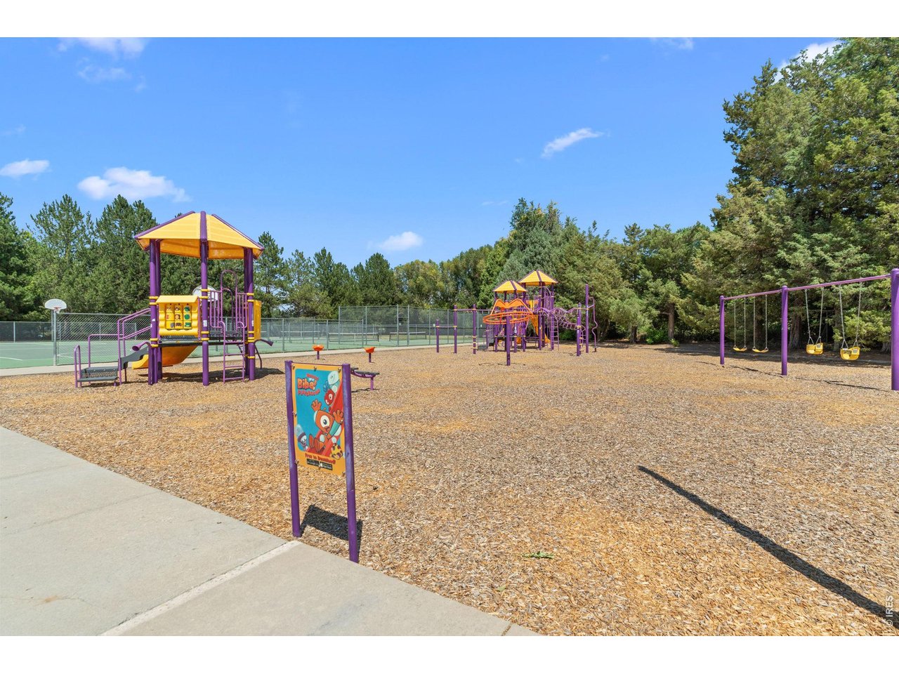 Property Photo 36 Close proximity to Sunnyside Park (pickleball, playground, large grassy area)